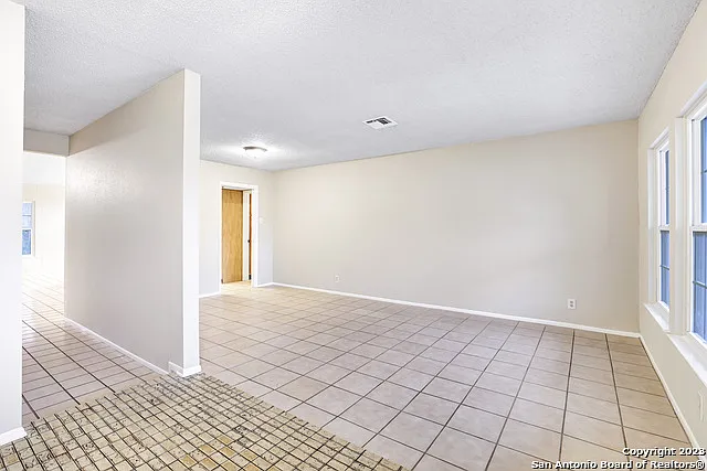 8138 Raritan St — Photo 2
