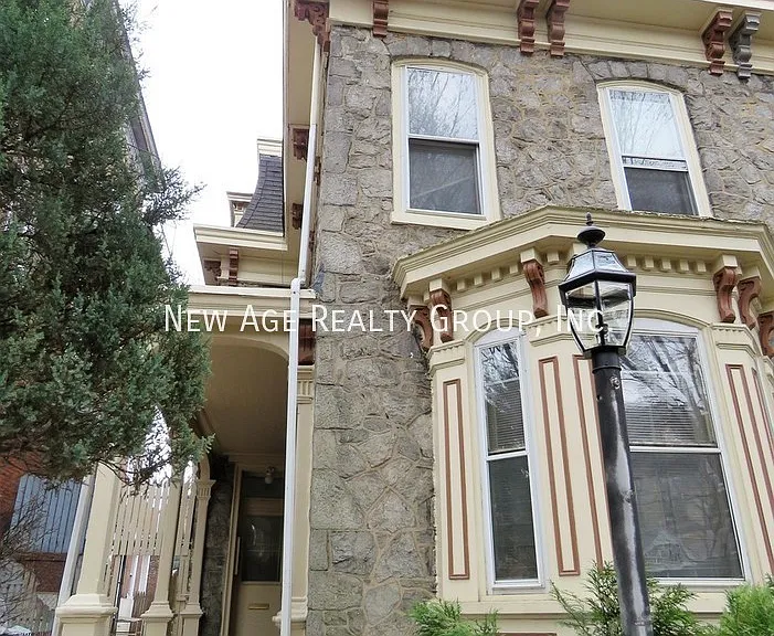 3620 Baring St #2F — Photo 1