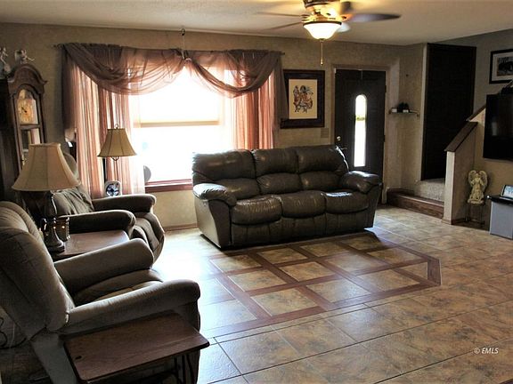 2nd image of 313 Ponderosa Dr