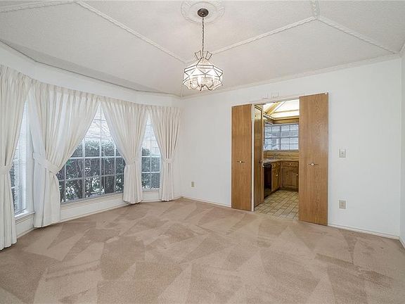 3rd image of 2303 Aspen St
