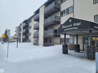 600 Kirkness Rd NW #220, Edmonton, AB T5Y2H5