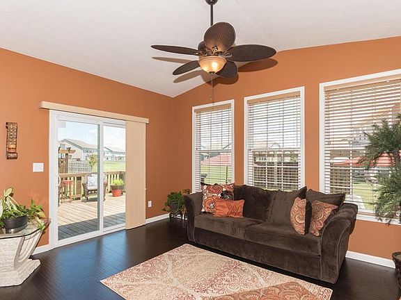 5th image of 7735 Eagle Crescent Dr