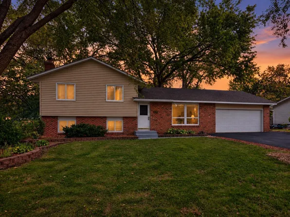 10204 Valley Forge Ln N, Maple Grove, MN 55369