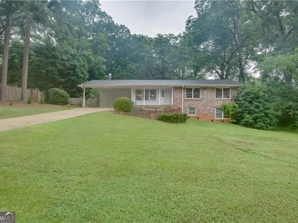 3460 Hemphill St, College Park, GA 30337