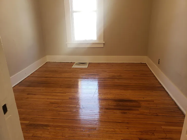 4111 7th St NE — Photo 5