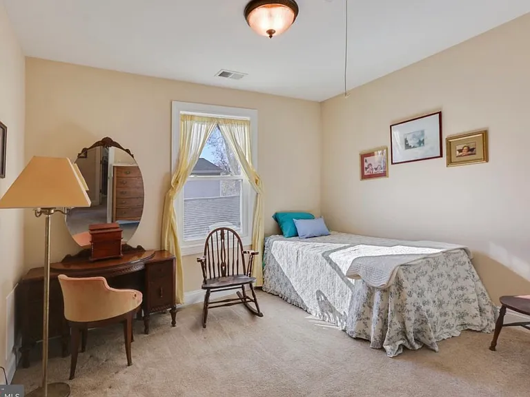 7808 Harbor Rd — Photo 37