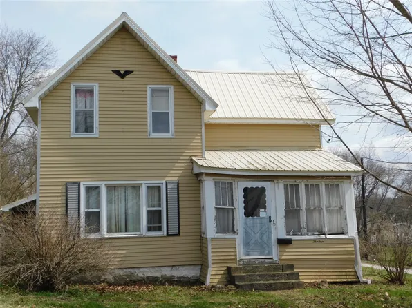 13 Prospect St, Union City, PA 16438