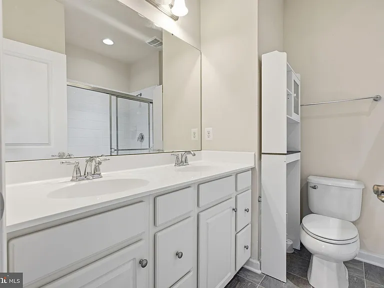 4505 Foster Ave — Photo 19