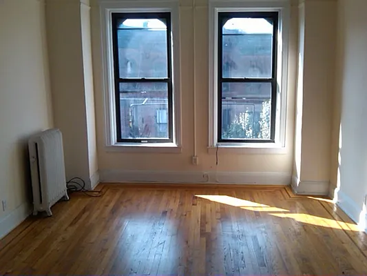 Rented by Alta Real Estate | media 4