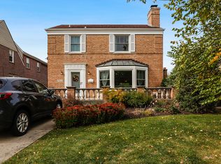 1238 Courtland Ave, Park Ridge, IL 60068