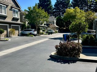 600 Willow Rd UNIT 8, Menlo Park, CA 94025