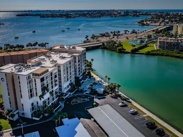 7400 Sun Island Dr S APT 311, South Pasadena, FL 33707