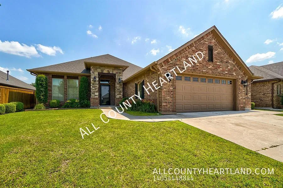 232 SW 169th St