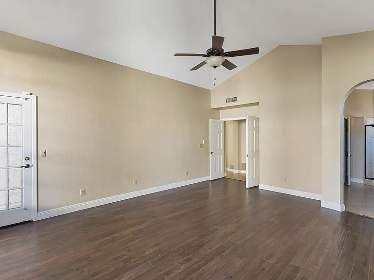 13319 N 101st Pl — Photo 6