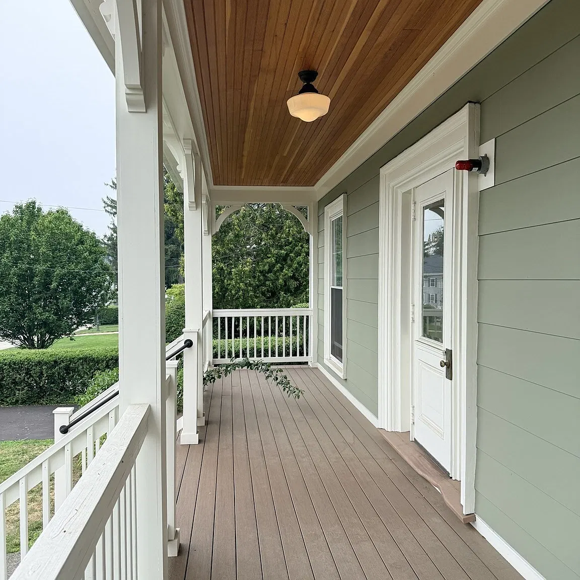 1 bed, 1.0 bath, 650 sqft, $2,300 — Photo 3