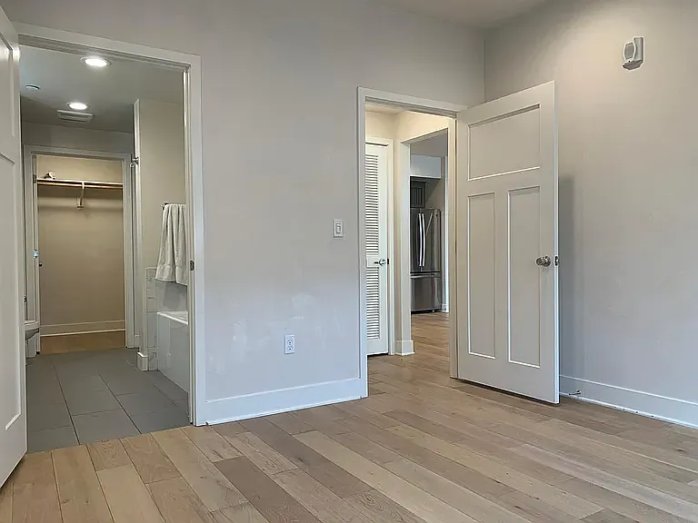 627 Deep Valley Dr #417 — Photo 8