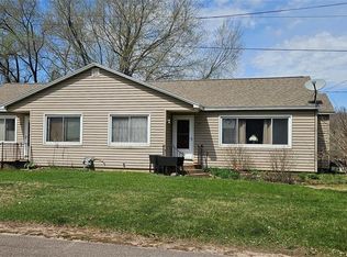 113 & 115 Main St, Knapp, WI 54749