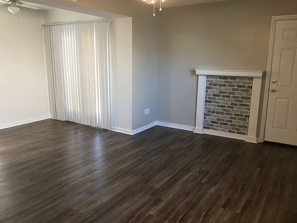 1st image of 62-64 Dogwood Ln