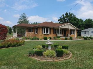 3245 Riner Rd, Christiansburg, VA 24073