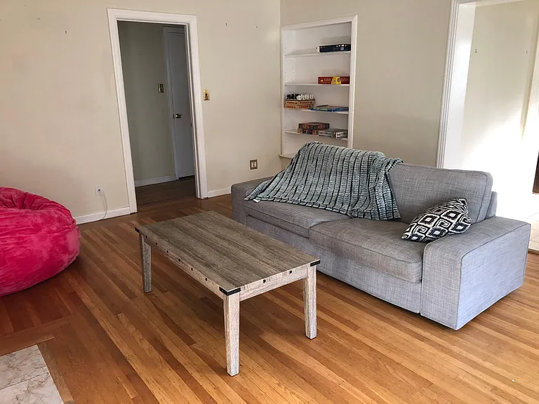 2430 Ramona St — Photo 8