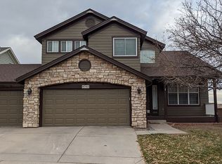 8746 Cresthill Ln, Highlands Ranch, CO 80130