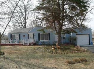 7801 W 64th St, Overland Park, KS 66202