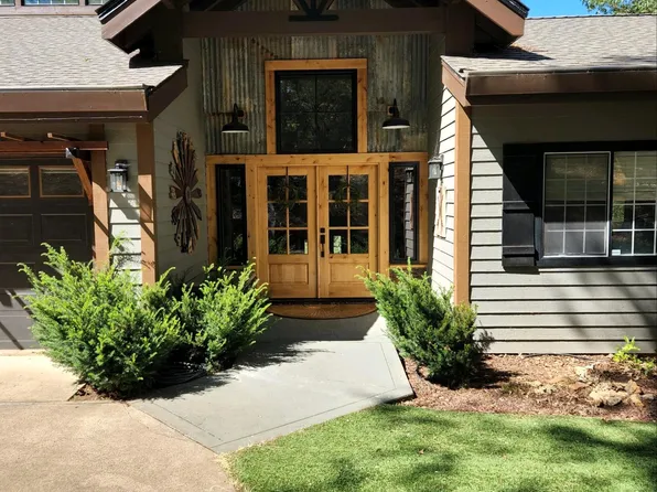 (undisclosed Address), Grass Valley, CA 95945