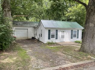 508 E Pease St, Heyworth, IL 61745