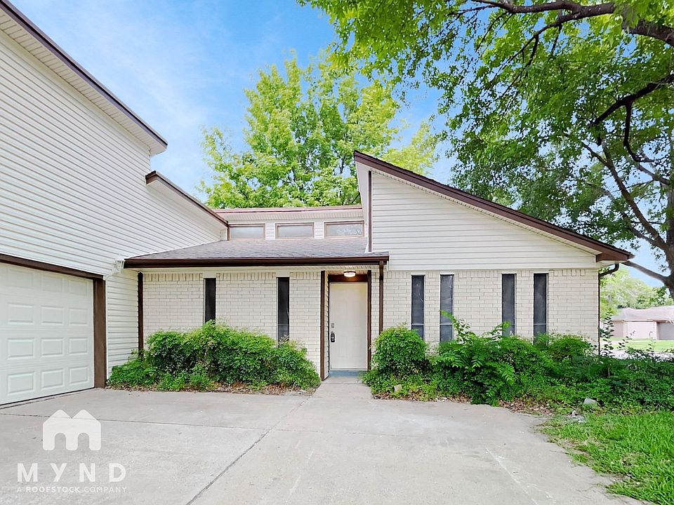 1st image of 10631 Plum Lake Dr