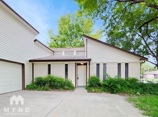 10631 Plum Lake Dr, Houston, TX 77065