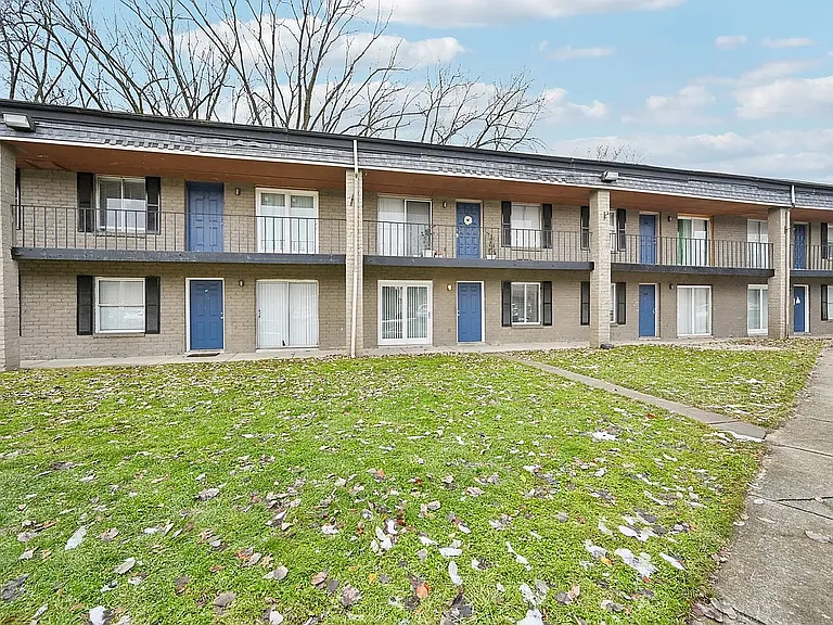 Summit Park Apartments — Photo 42