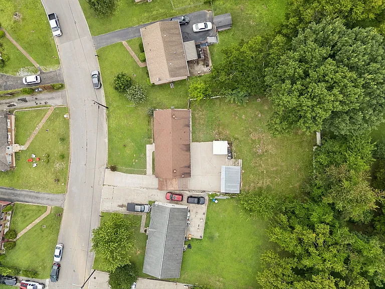 124 Denise Dr — Photo 26