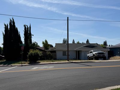 414 Valley View Dr, Oakdale, CA, 95361