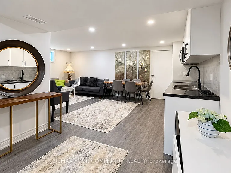 7 Digby Ct #LOWER — Photo 11