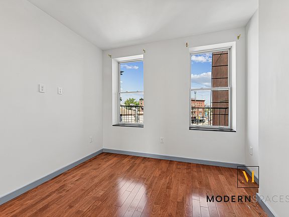 3rd image of 10-57 50th Ave #3F