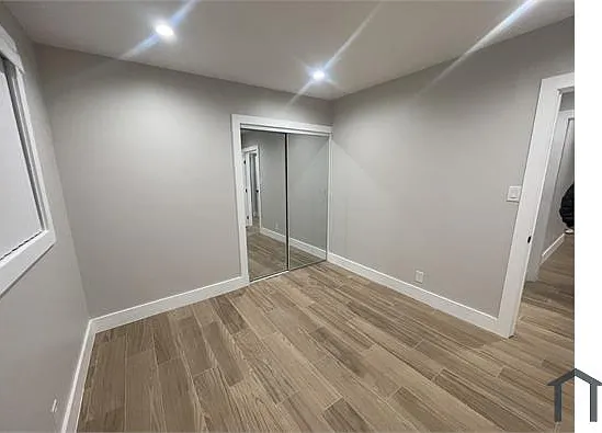 14921 Vanowen St #4 — Photo 4