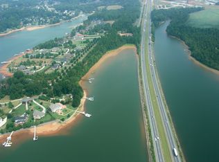 159 W Paces Rd, Mooresville, NC 28117