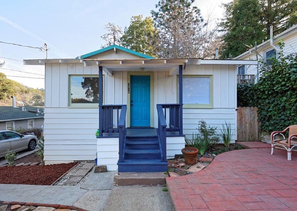 1st image of 3916 Archmont Pl