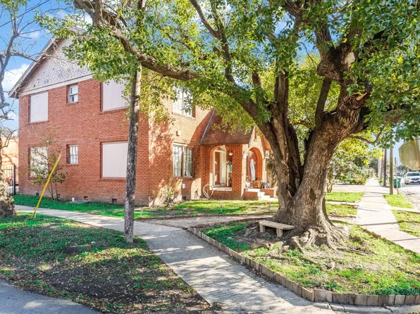 2401 Driscoll St APT 4, Houston, TX 77019