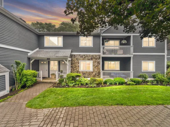 205 Windgate Circle #A, Monroe, CT 06468