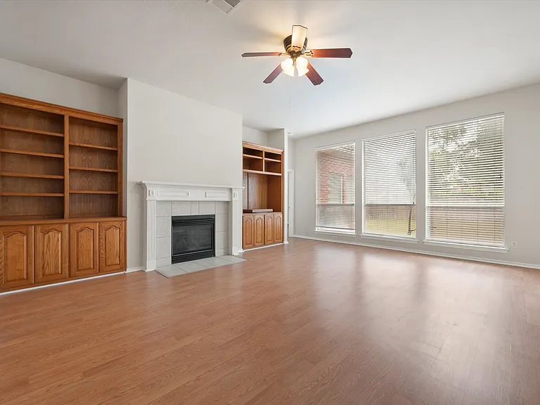 6103 Sea Island Trl — Photo 5