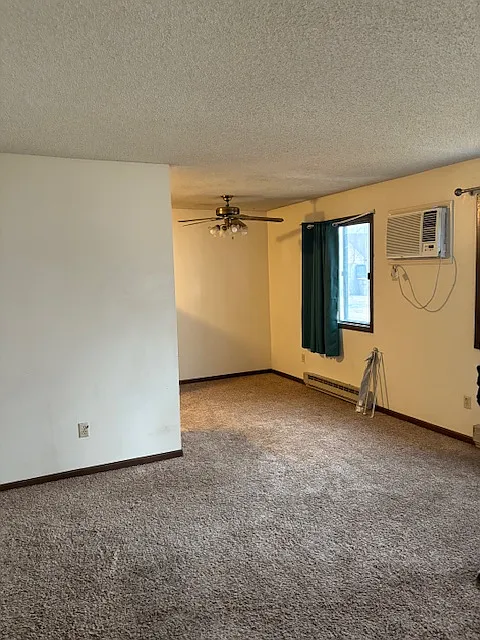 Pioneer Apartments - A3 — Photo 3