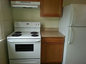 2nd image of 24-26 W Lakeview Ave