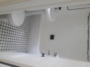 415 NE 36th St APT 4, Miami, FL 33137