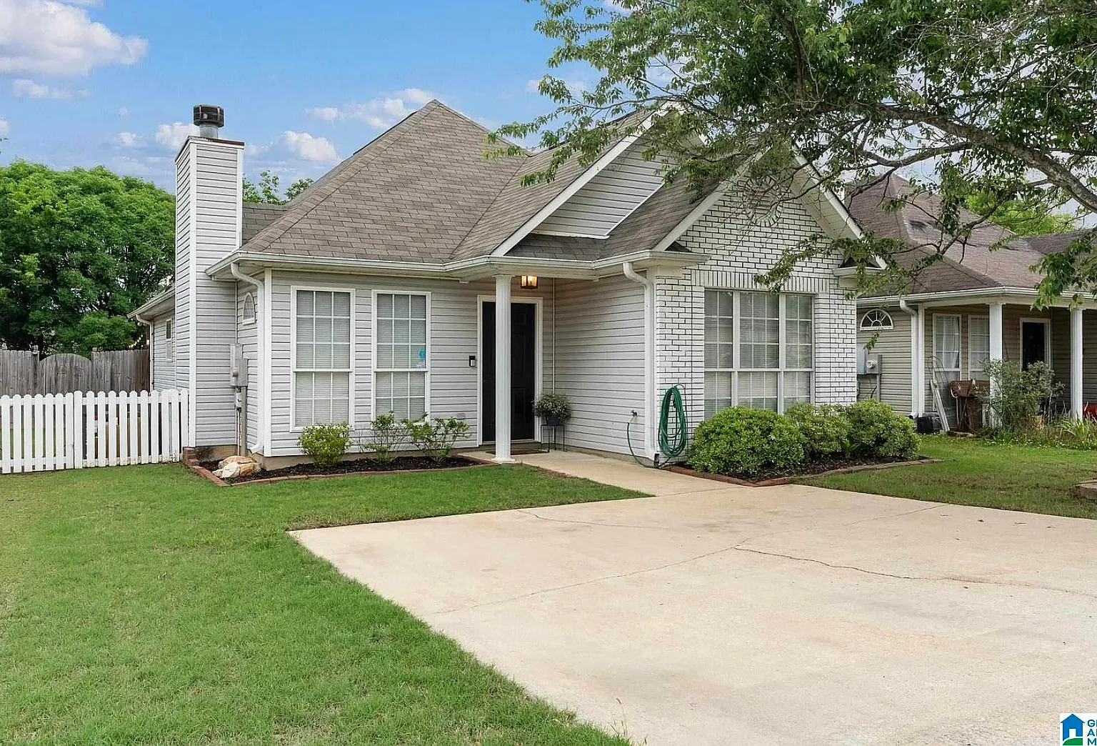 2 bed, 2.0 bath, 1163 sqft, $1,750 — Photo 1