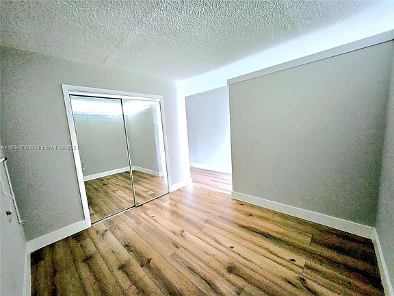 5th image of 335 SW 20th St APT 8