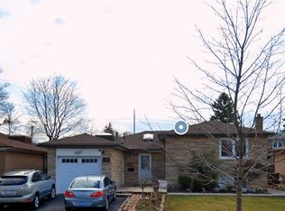 485 Brimorton Dr #E09, Toronto, ON M1H 2E7