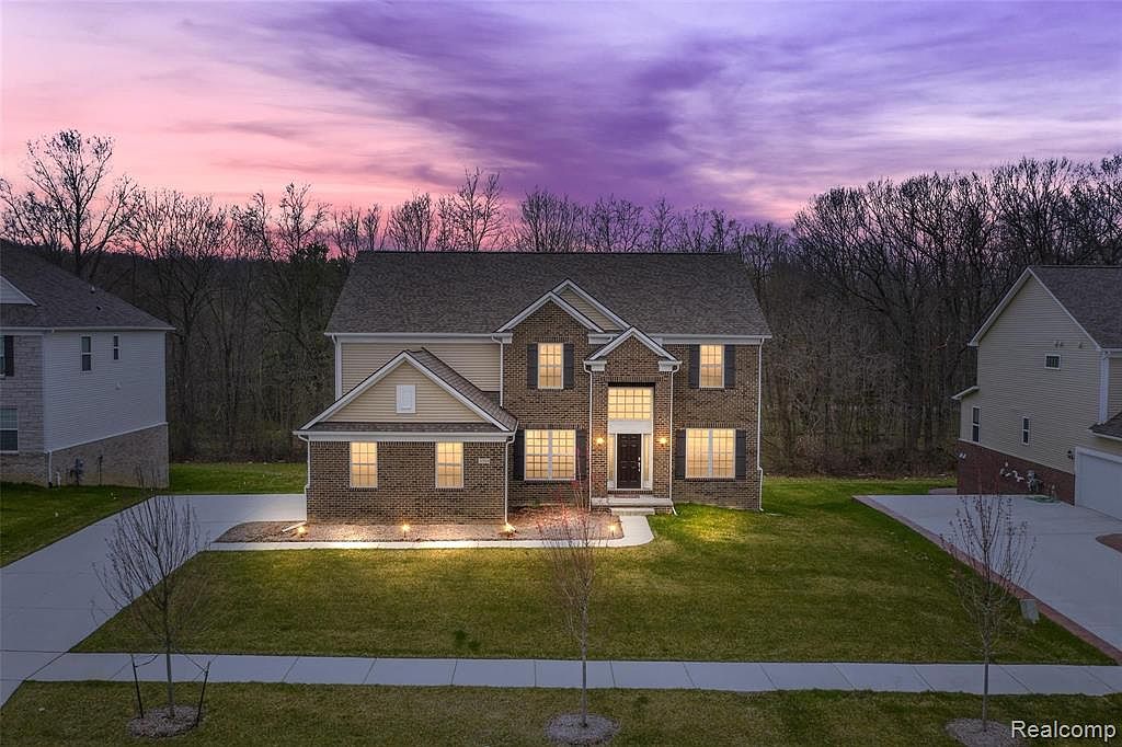 3358 Huntsman Blvd, Lake Orion, MI 48360 Zillow