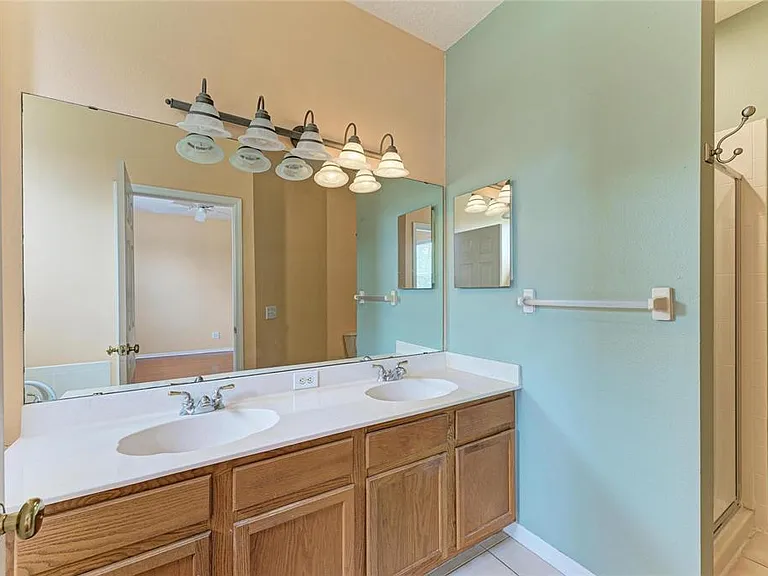 3931 Yellowstone Cir — Photo 21