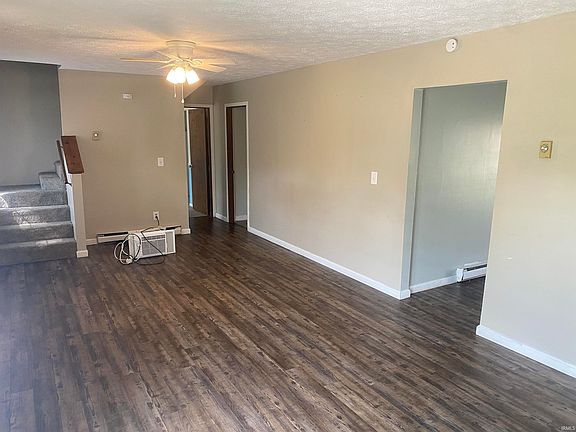 3rd image of 8808 Wapahani Dr